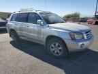 2004 TOYOTA HIGHLANDER