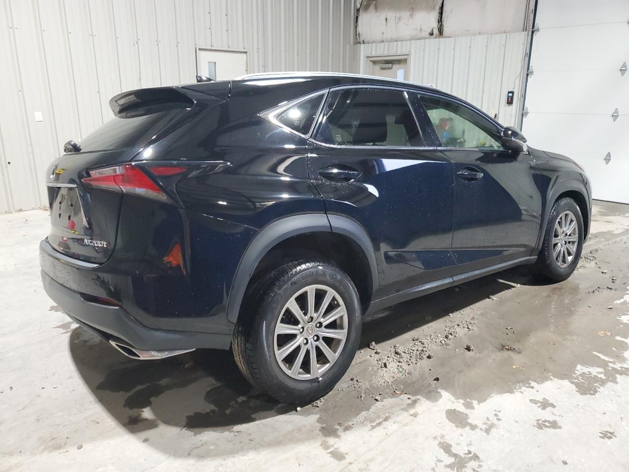 2016 LEXUS NX 200T