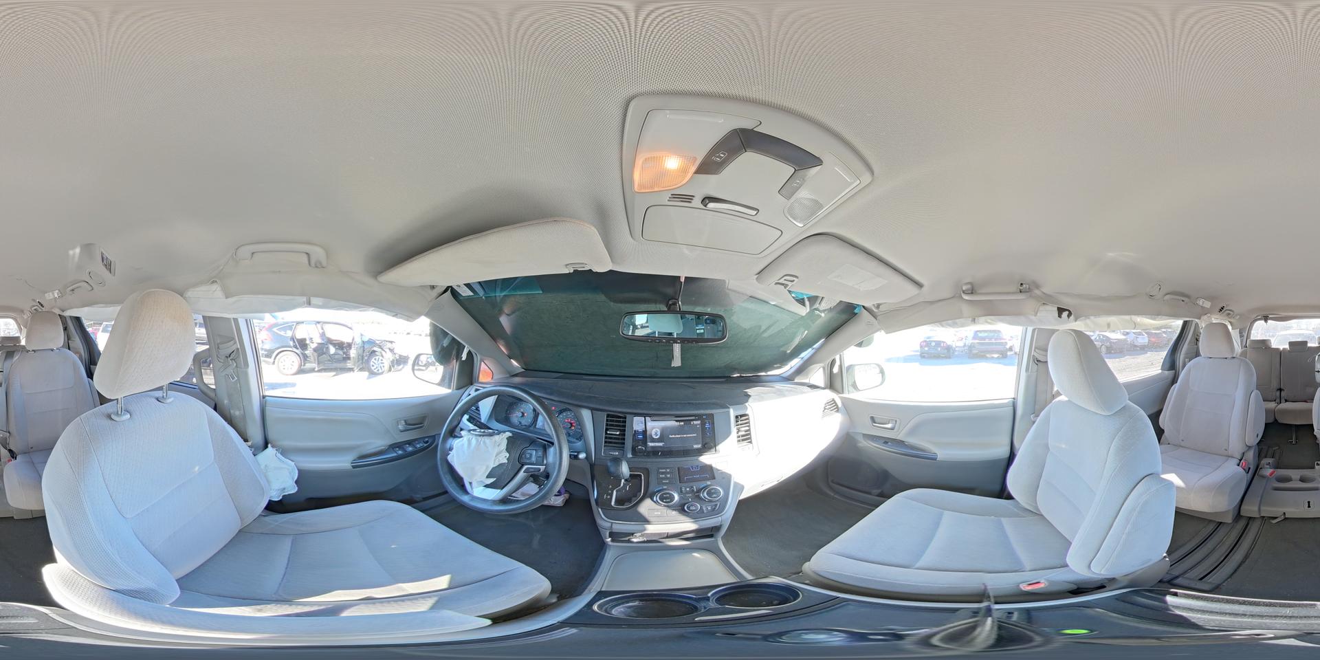 2015 TOYOTA SIENNA