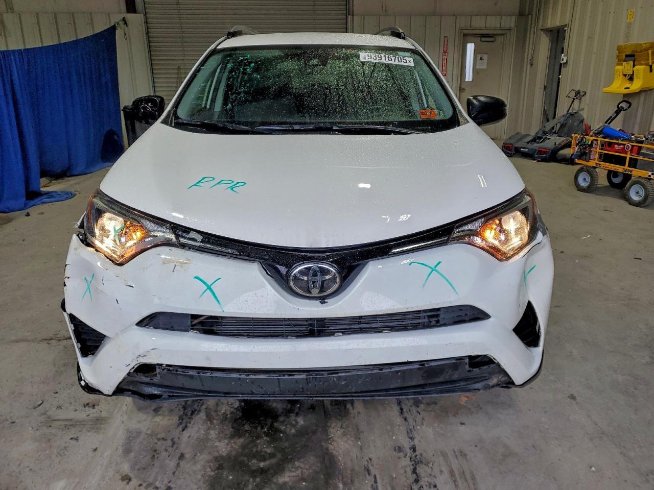 2017 TOYOTA RAV4