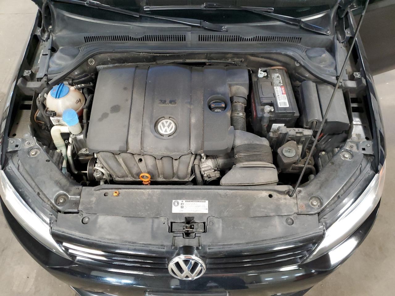 2011 VOLKSWAGEN JETTA