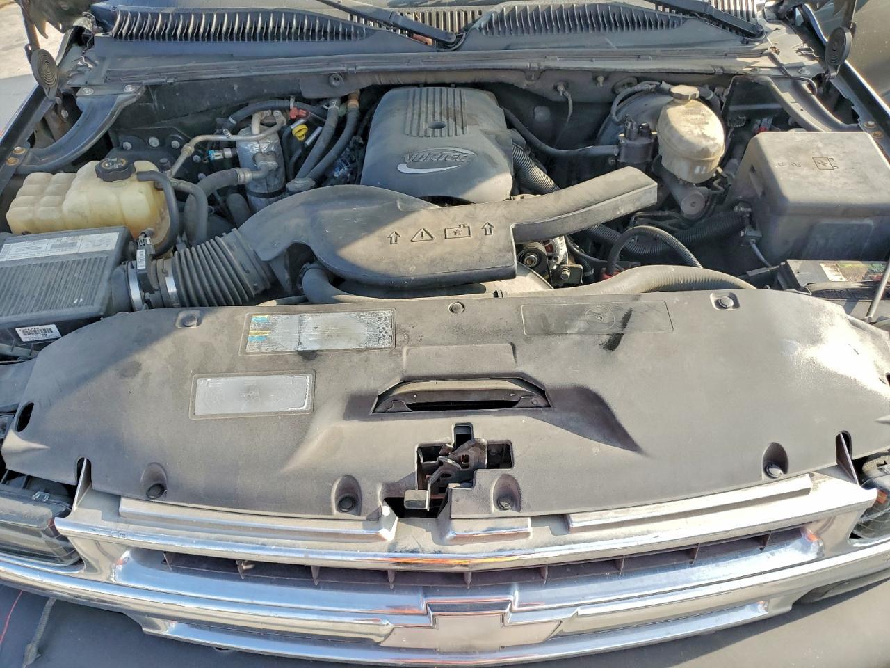 2003 CHEVROLET Tahoe