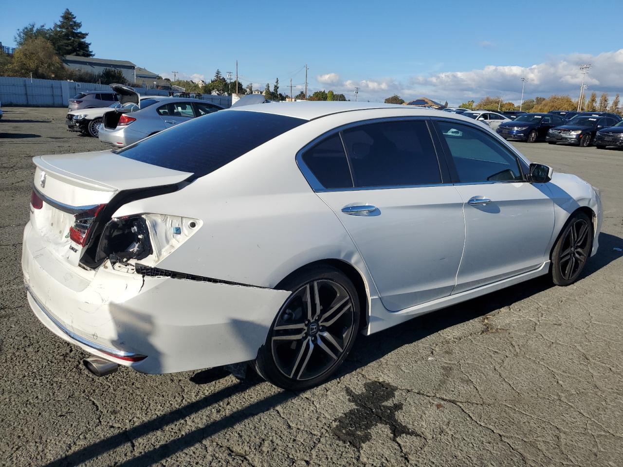 2016 HONDA ACCORD