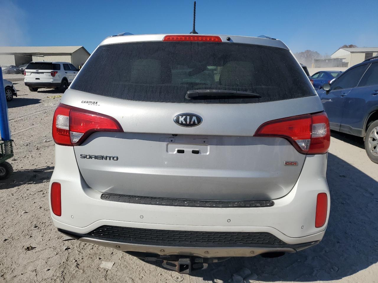 2014 KIA SORENTO