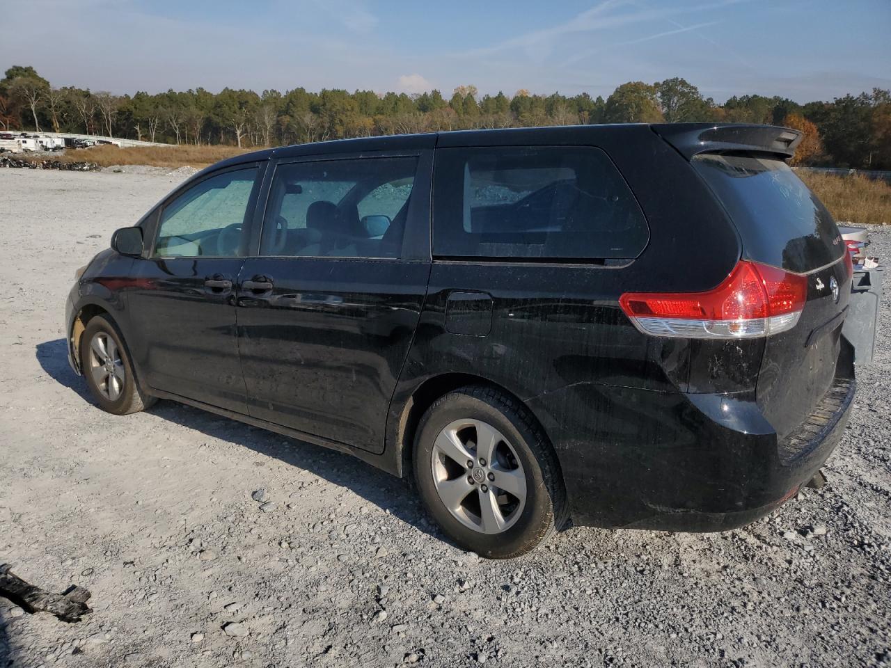 2014 TOYOTA SIENNA