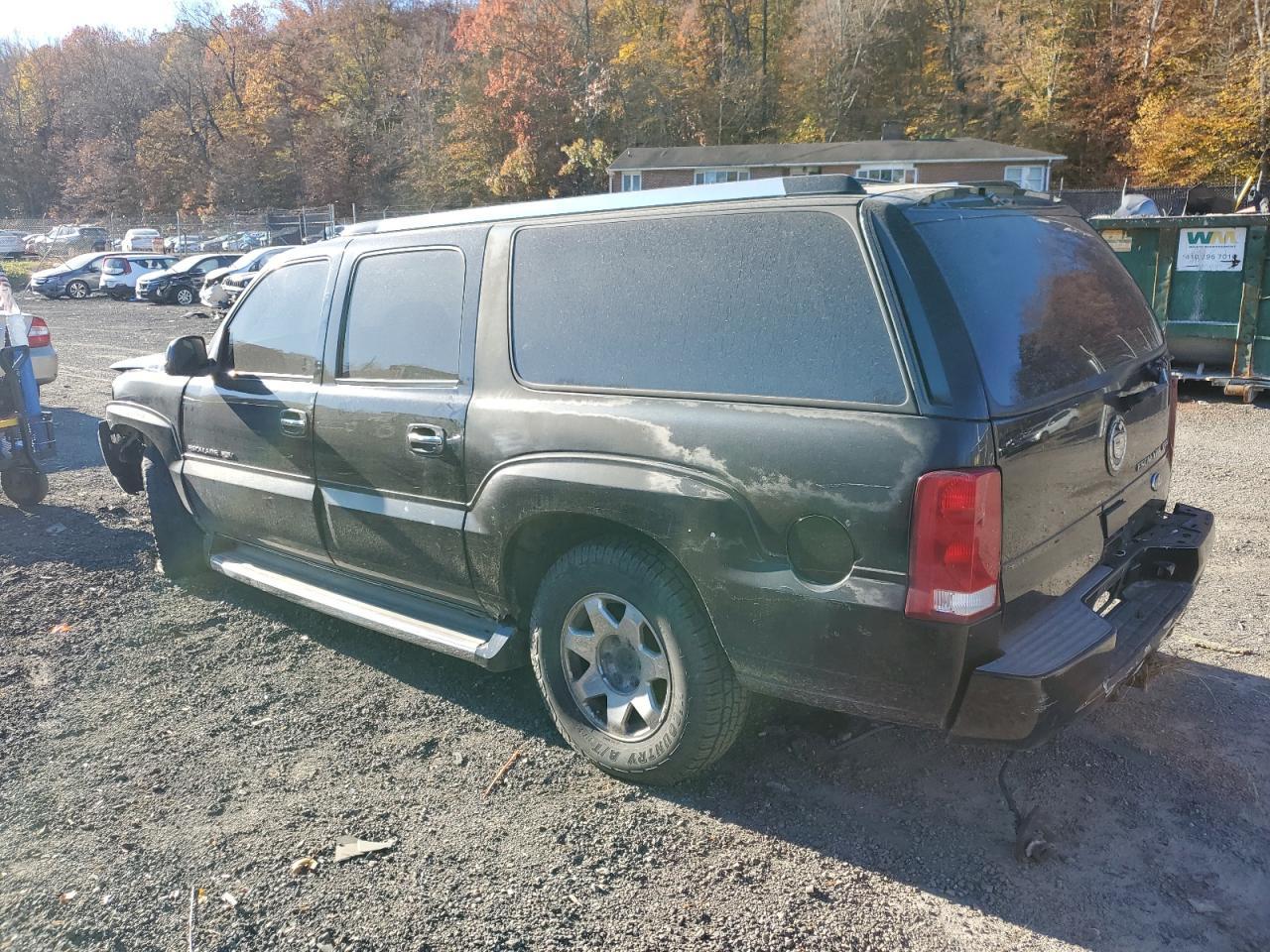 2004 CADILLAC Escalade ESV