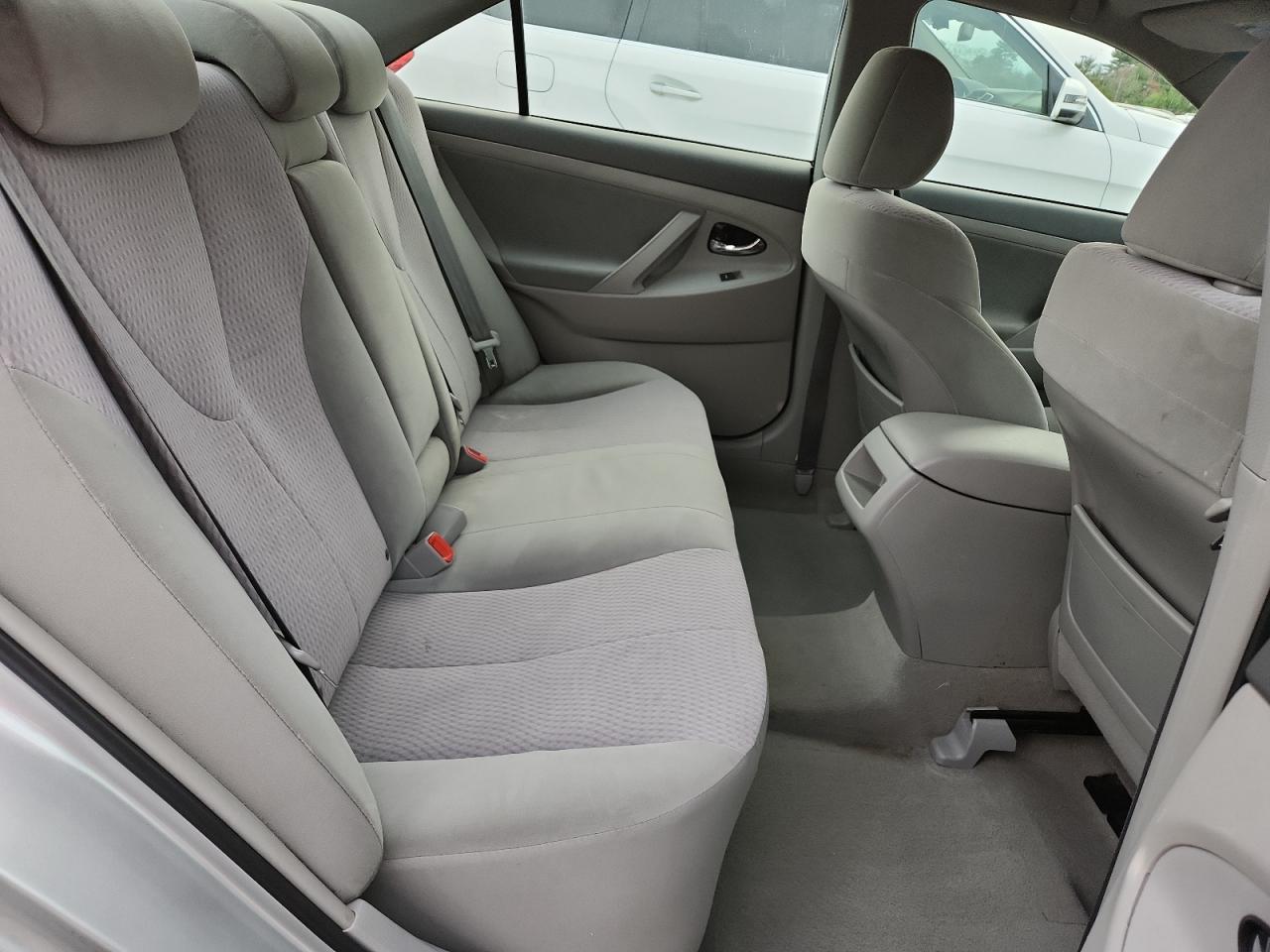 2010 TOYOTA CAMRY