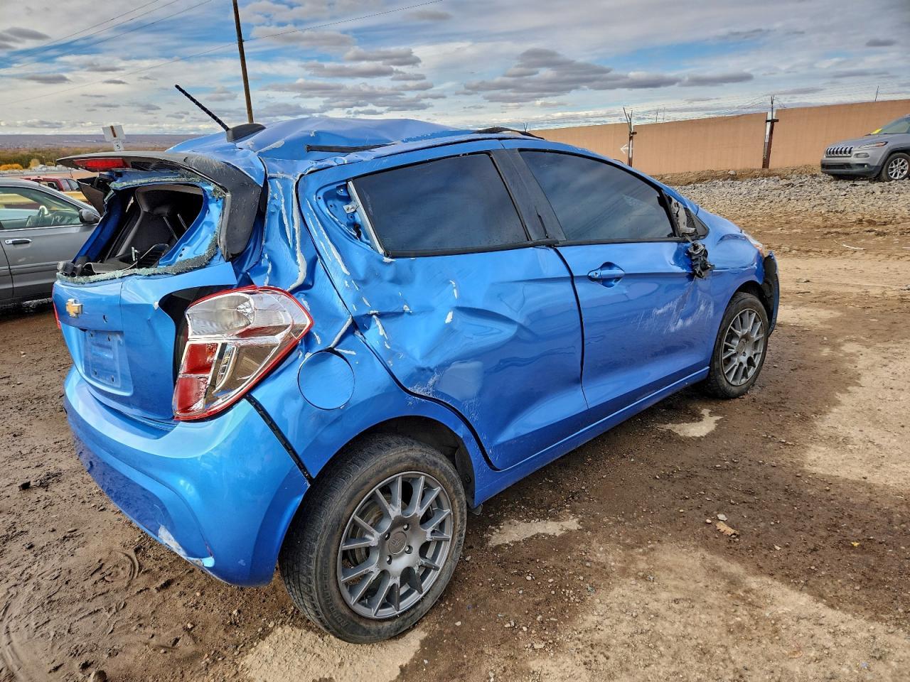 2017 CHEVROLET Spark