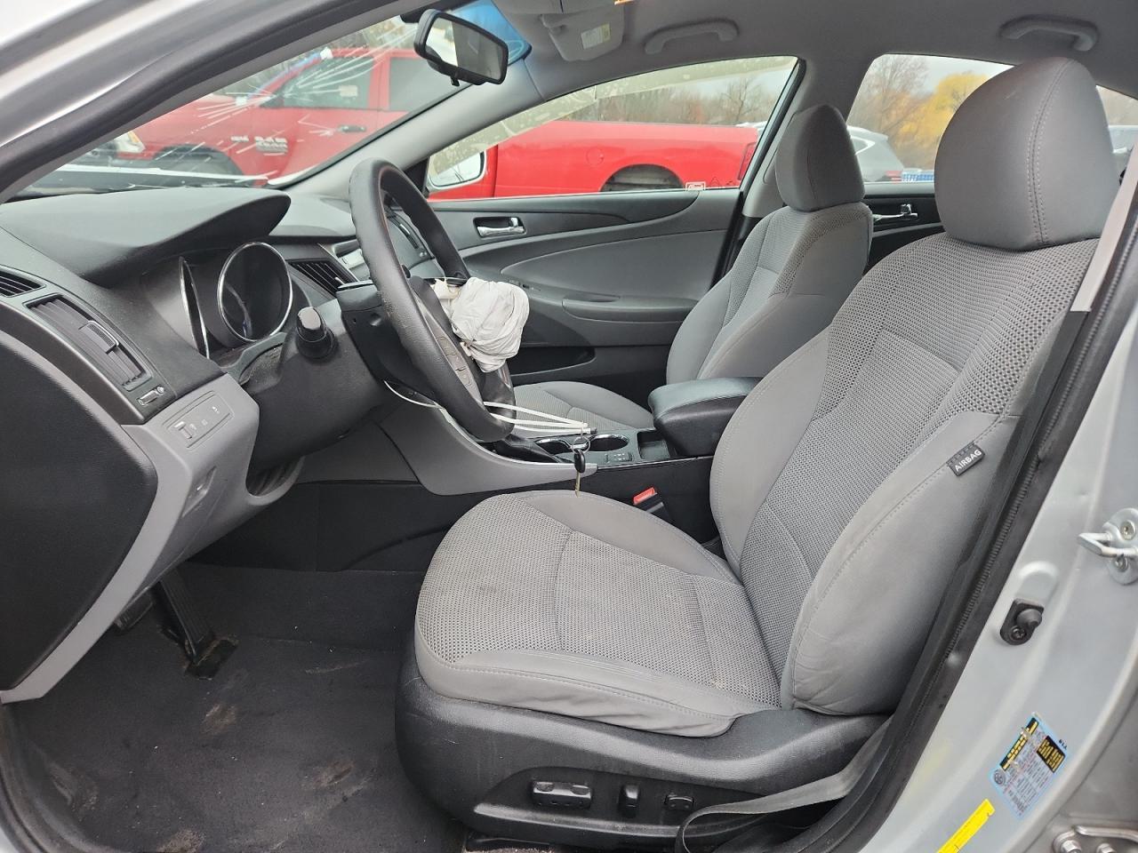 2013 HYUNDAI SONATA