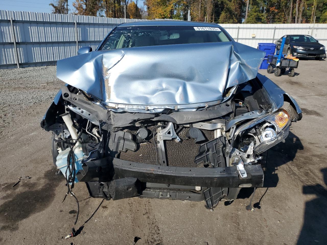 2012 TOYOTA Avalon