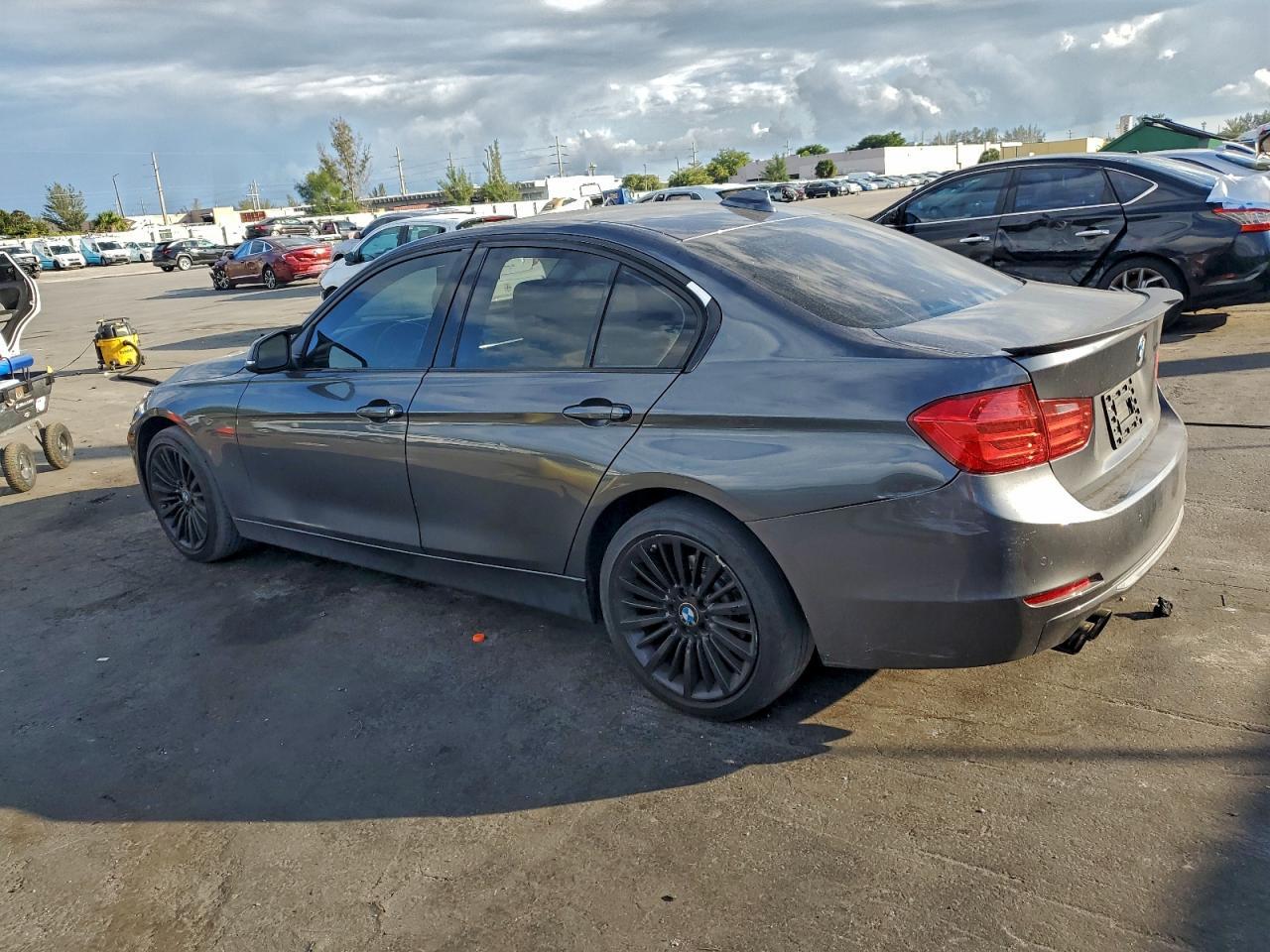 2015 BMW 3 SERIES