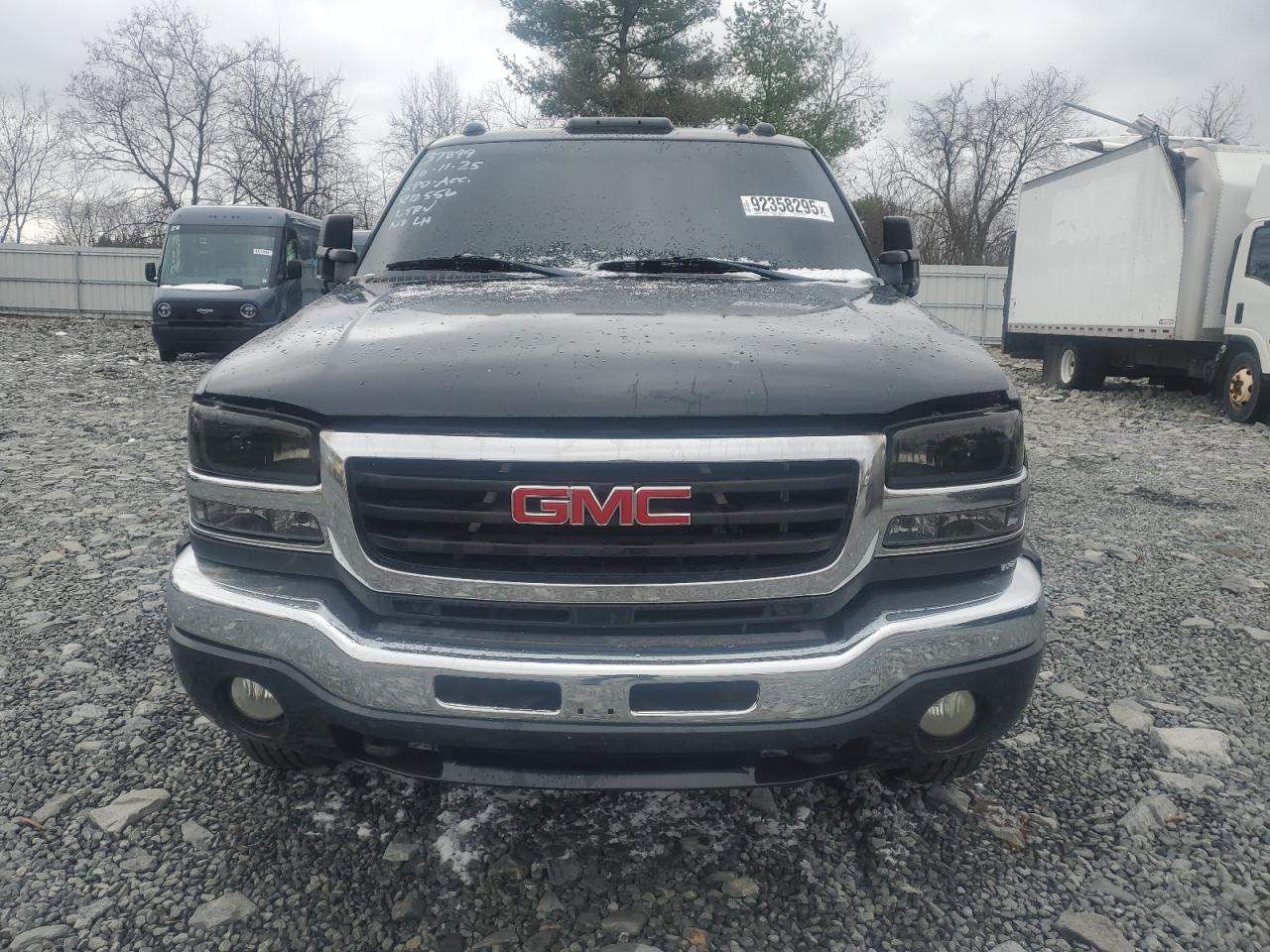 2005 GMC Sierra