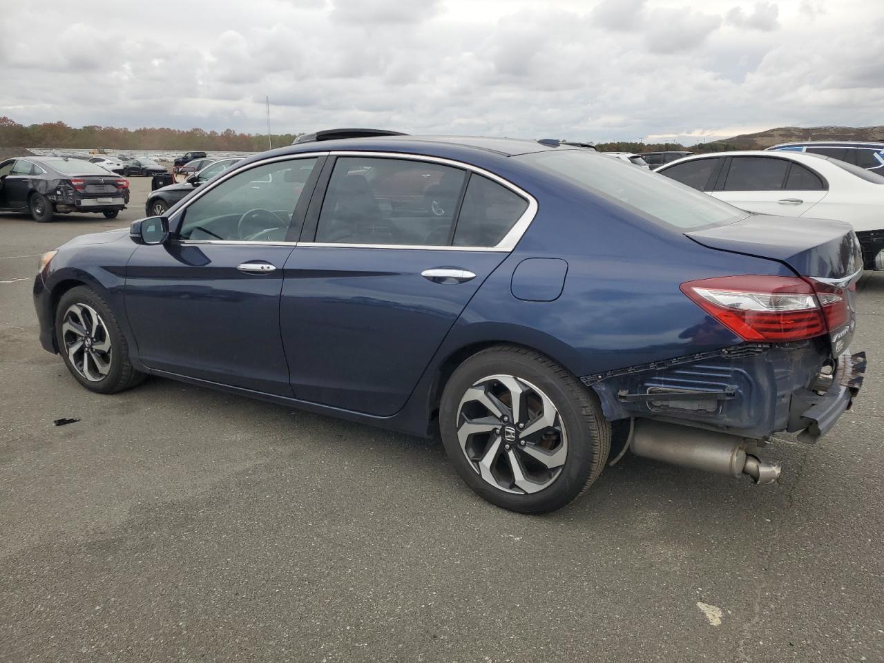 2017 HONDA ACCORD