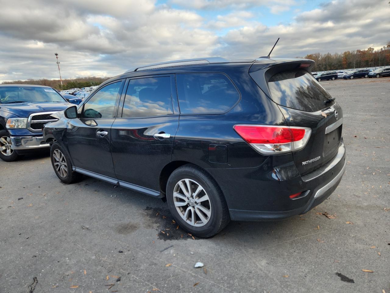 2015 NISSAN PATHFINDER