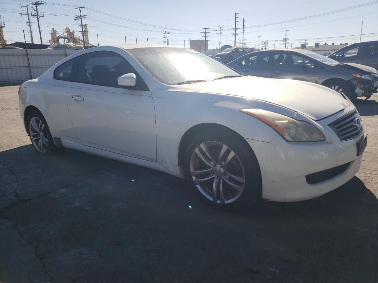 2009 INFINITI G37