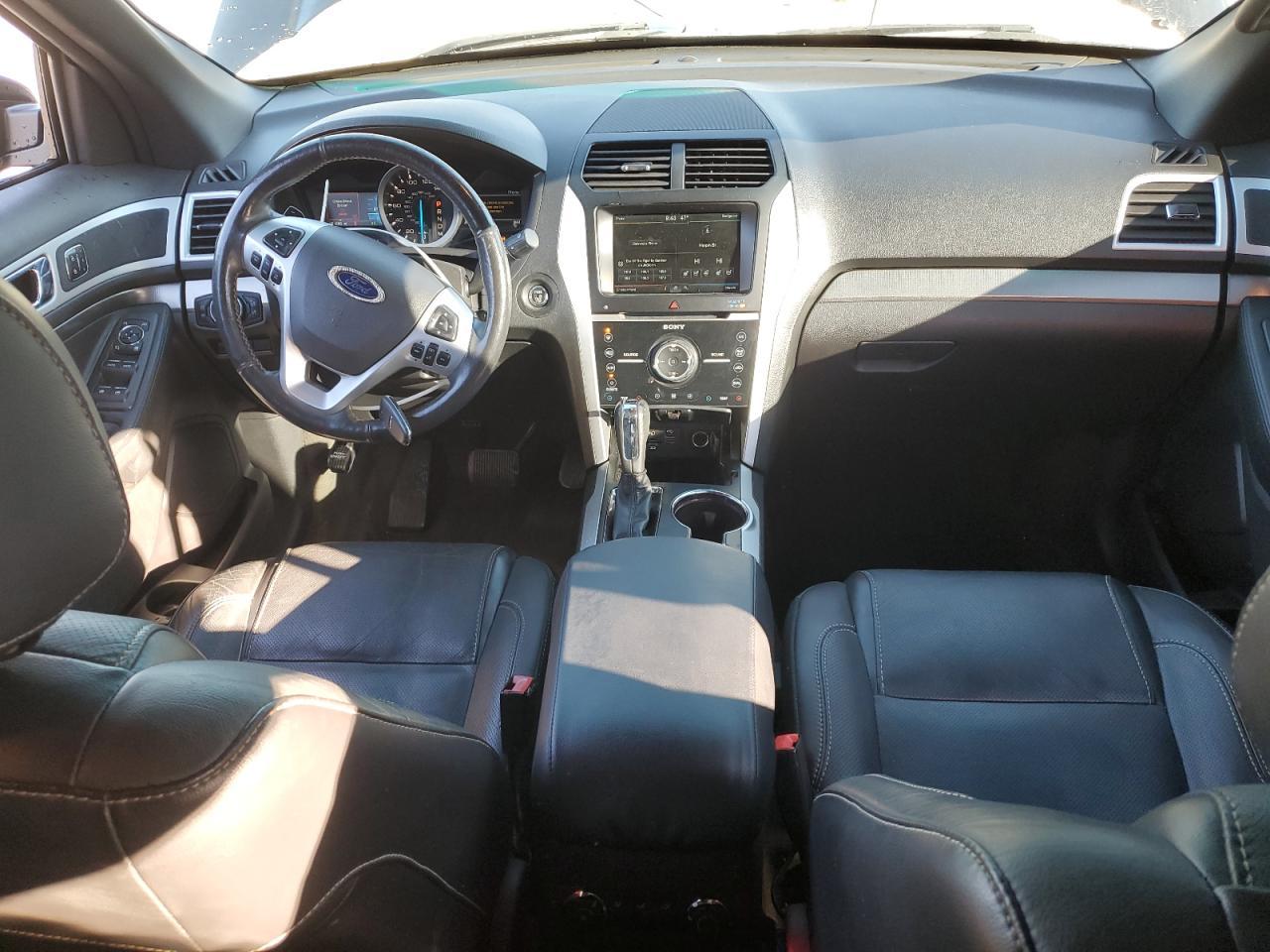 2015 FORD Explorer Sport Trac