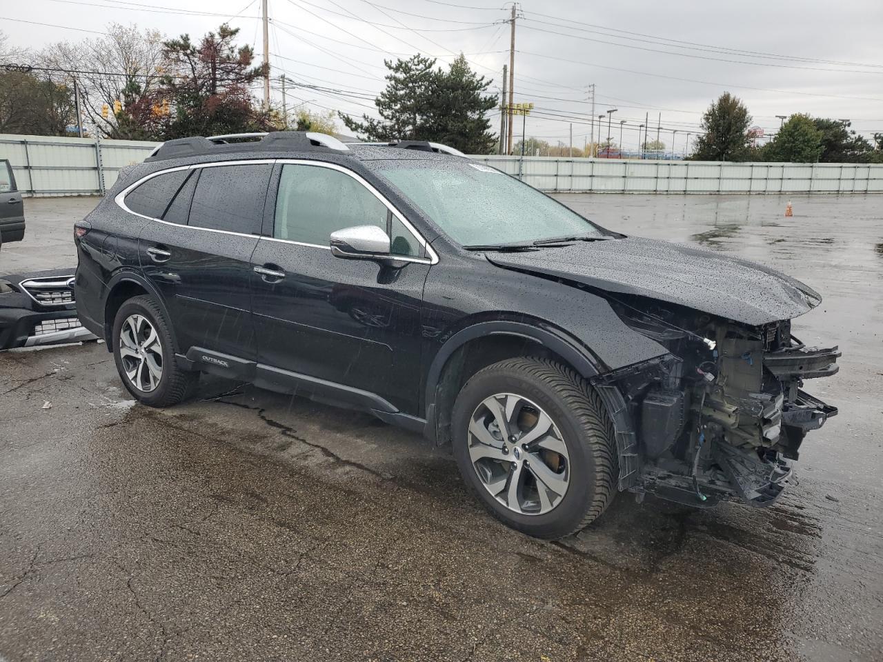 2022 SUBARU Outback