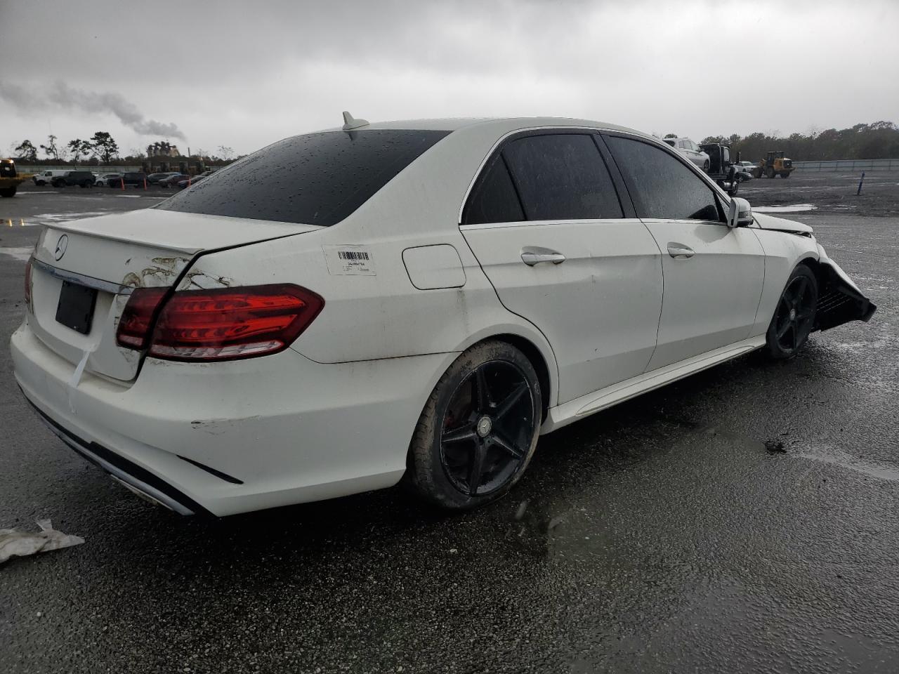 2016 MERCEDES-BENZ E-Class