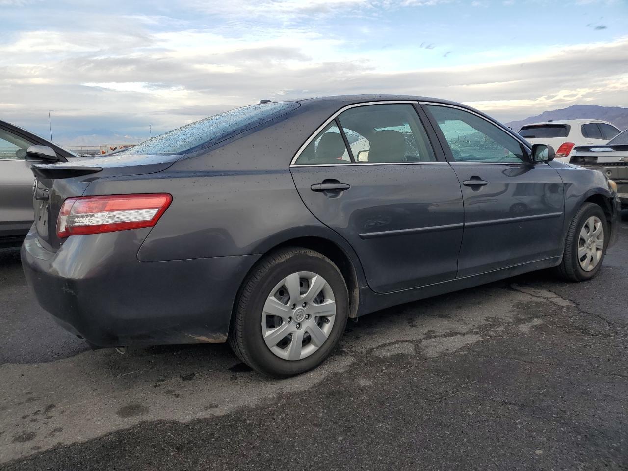 2010 TOYOTA CAMRY