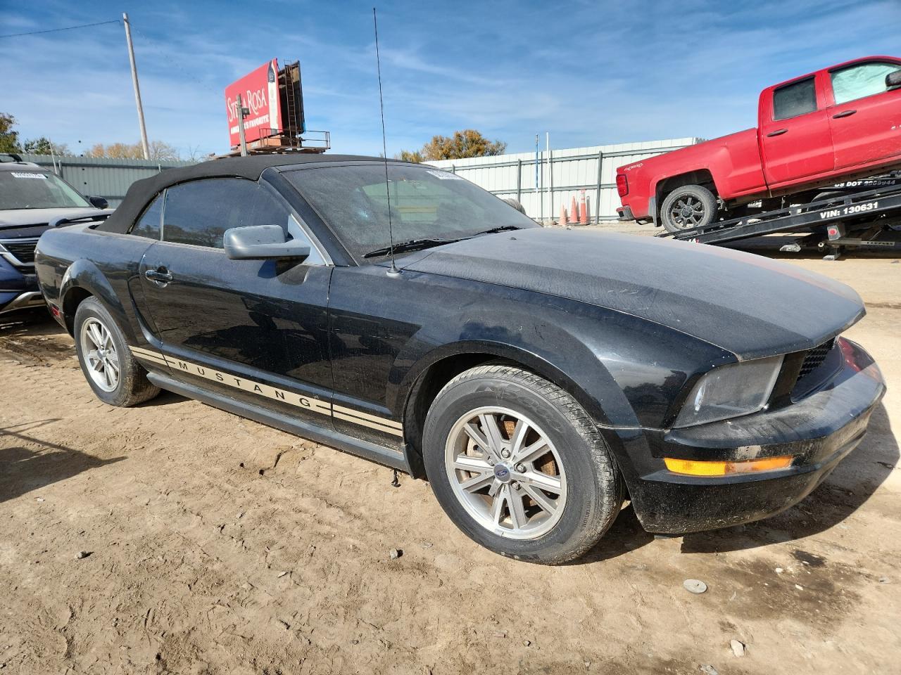 2005 FORD MUSTANG