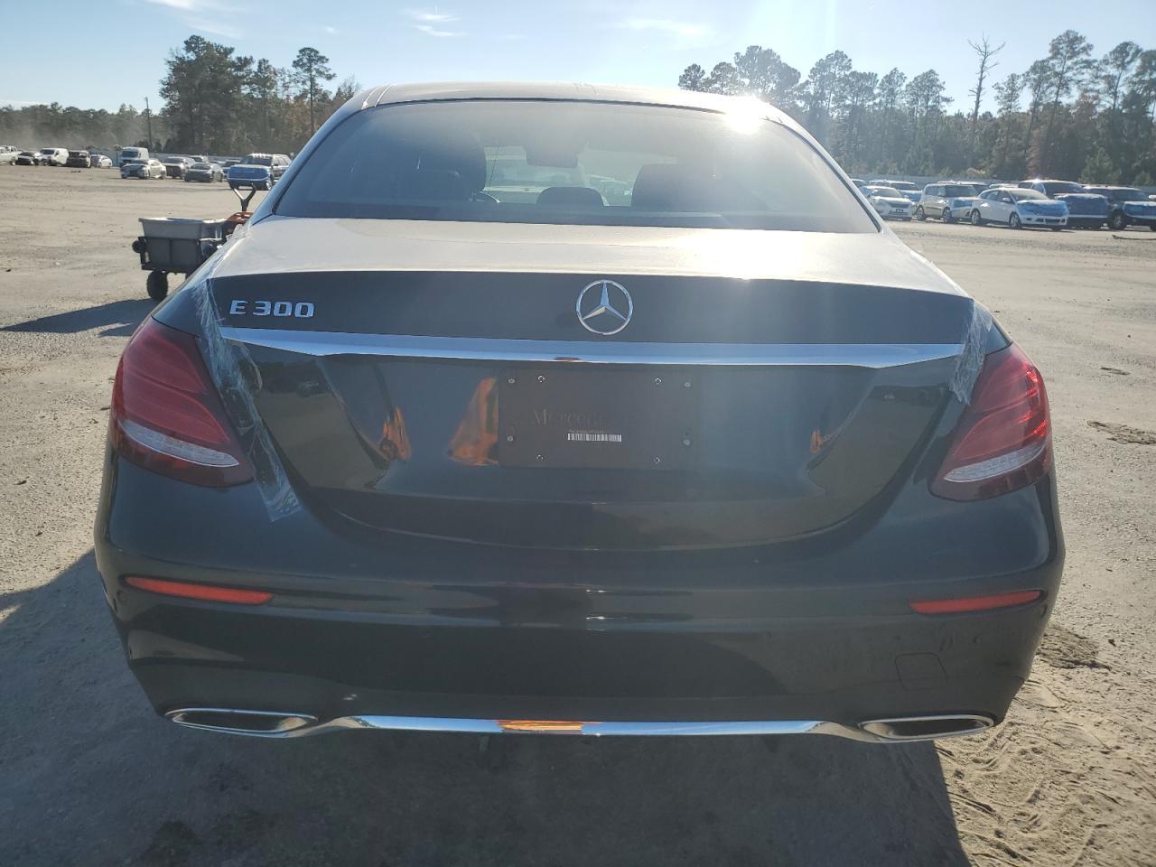 2017 MERCEDES-BENZ E-Class