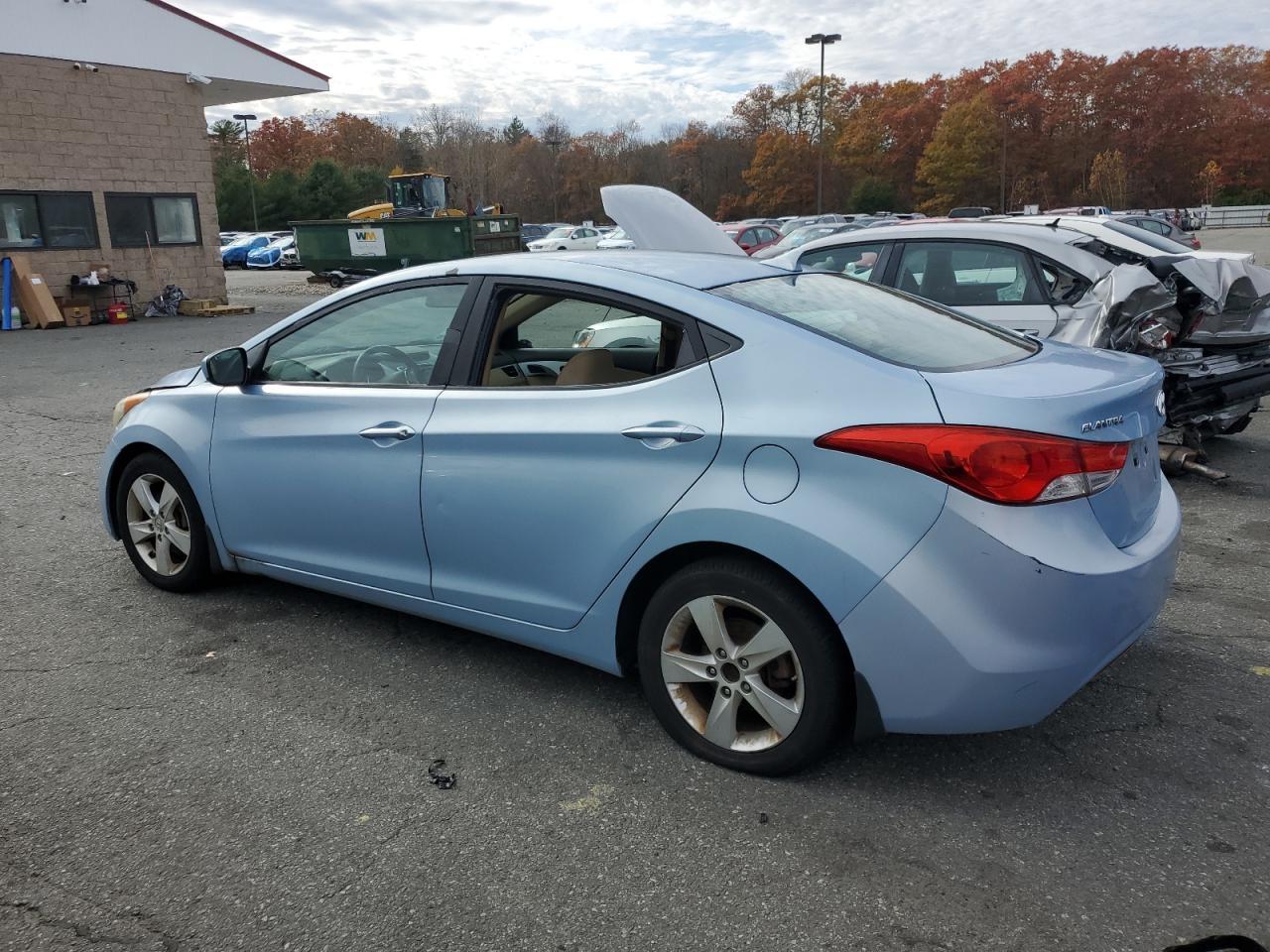 2012 HYUNDAI ELANTRA
