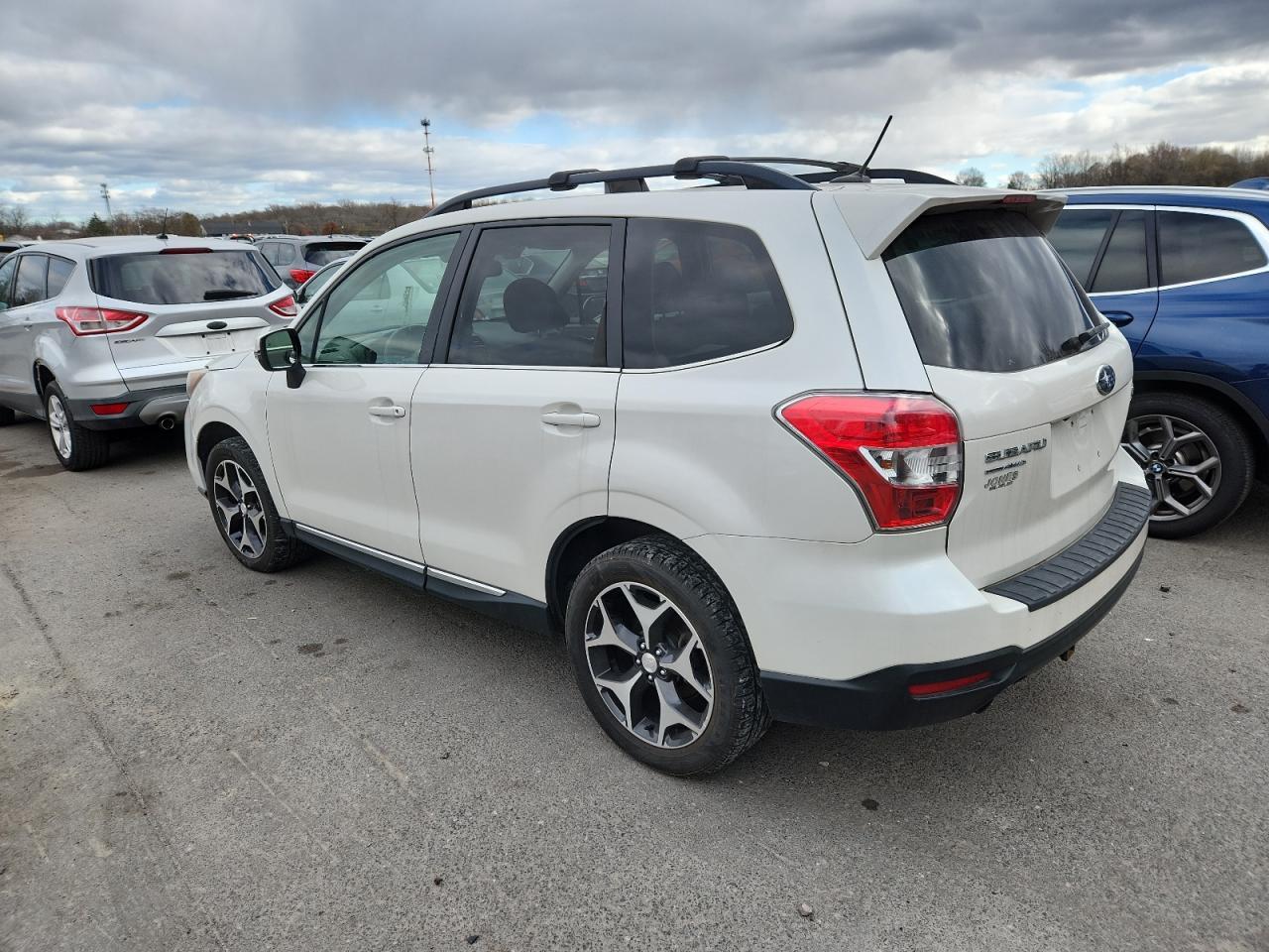 2015 SUBARU FORESTER