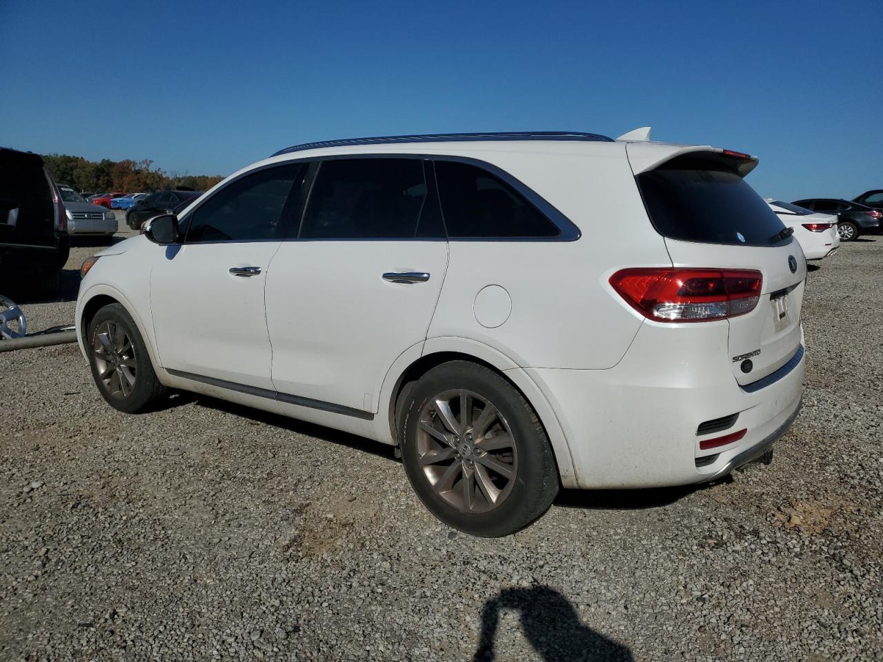 2016 KIA SORENTO