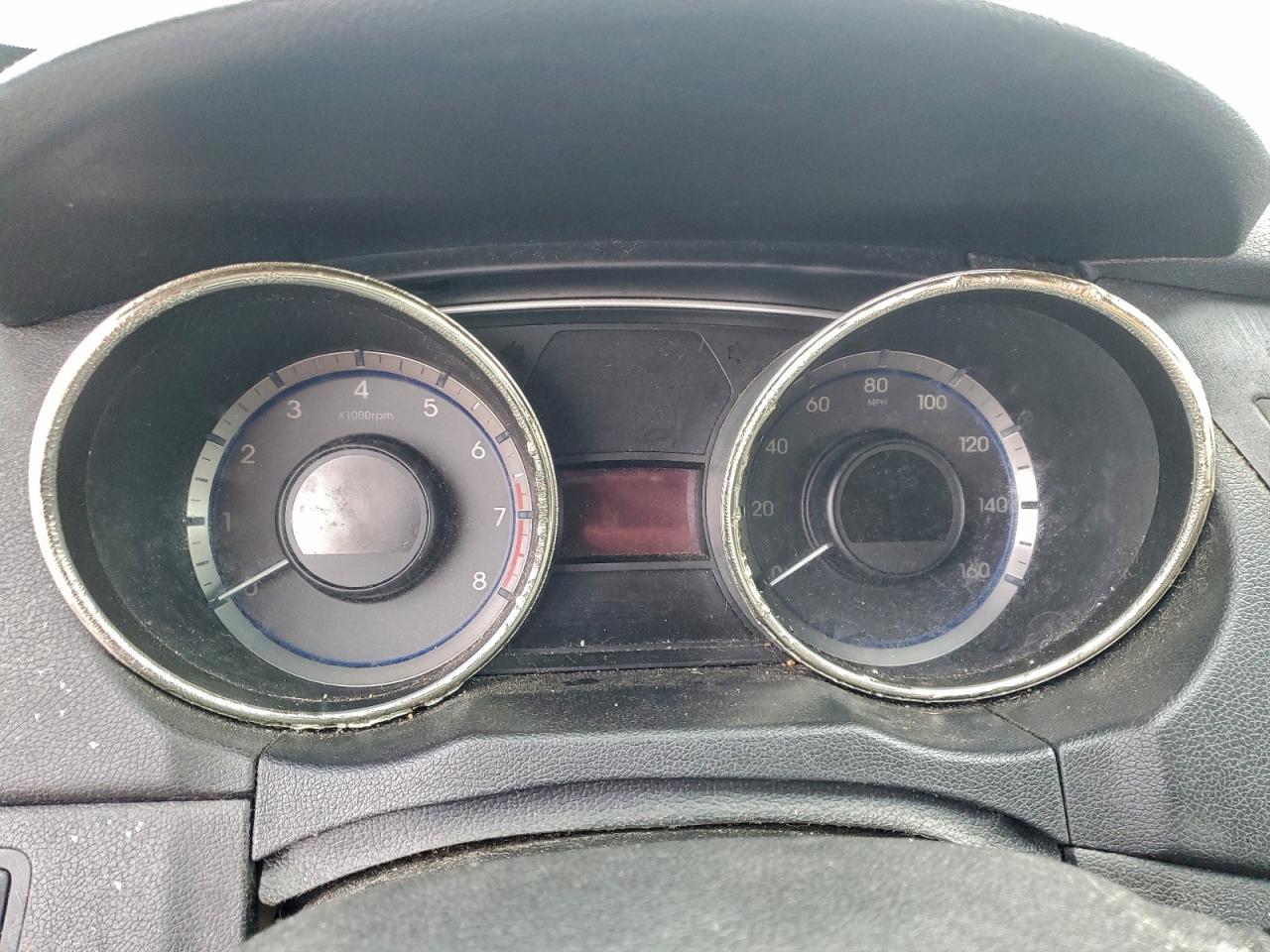 2011 HYUNDAI SONATA