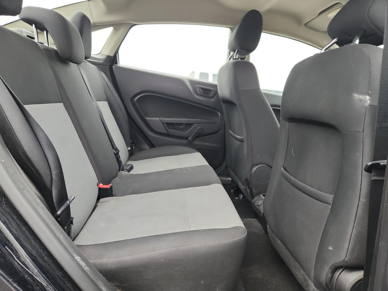 2017 FORD Fiesta