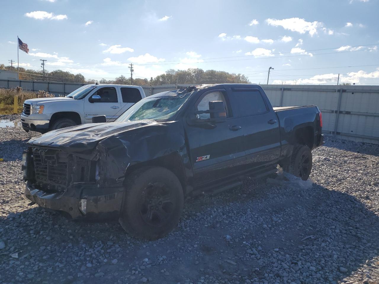 2017 CHEVROLET Silverado