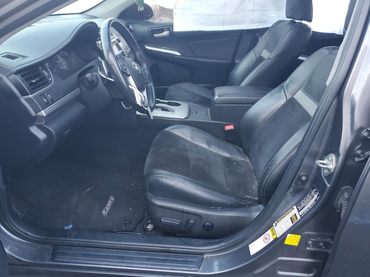 2014 TOYOTA CAMRY