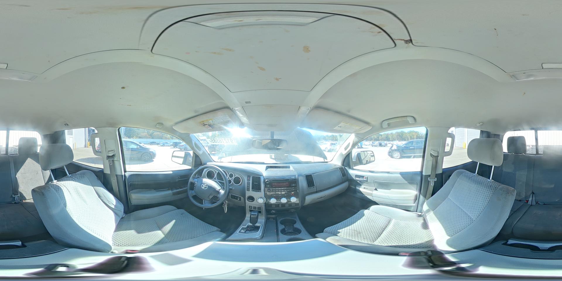 2012 TOYOTA TUNDRA