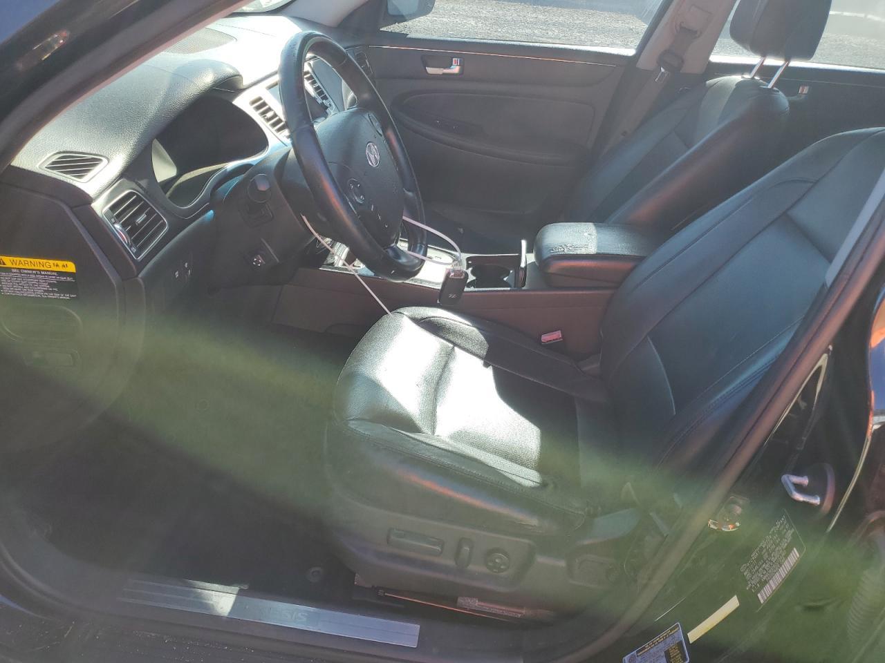 2012 HYUNDAI GENESIS