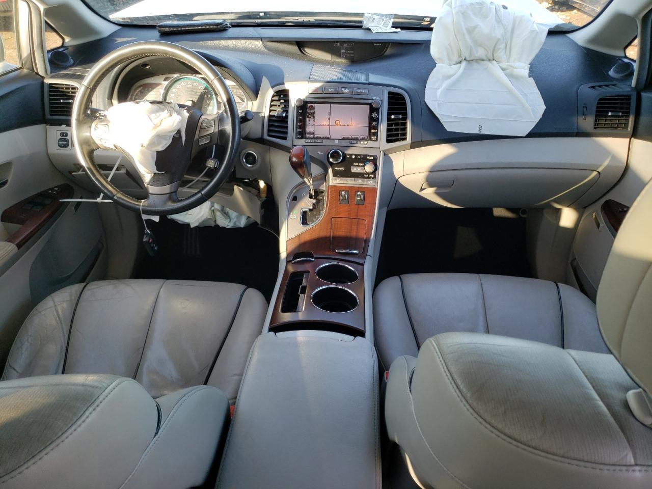 2010 TOYOTA VENZA