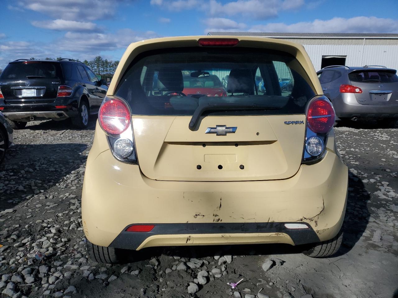 2015 CHEVROLET Spark