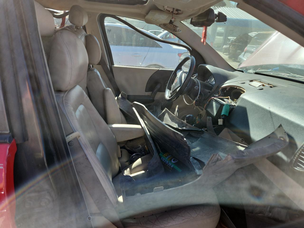 2004 SATURN Vue