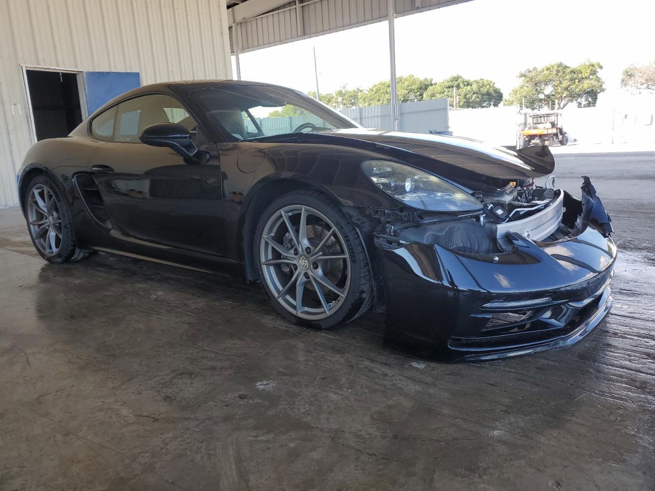 2018 PORSCHE Cayman