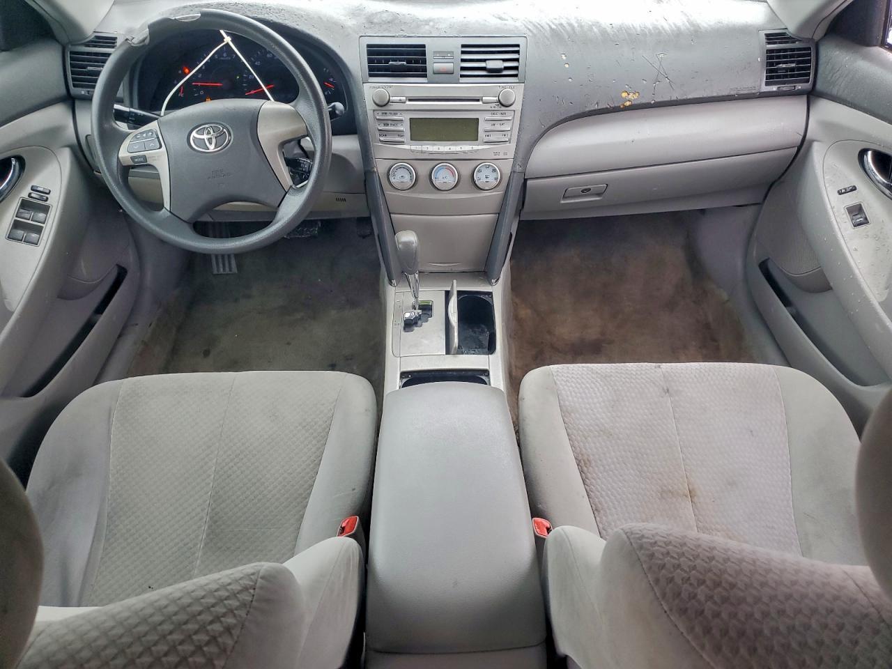 2010 TOYOTA CAMRY
