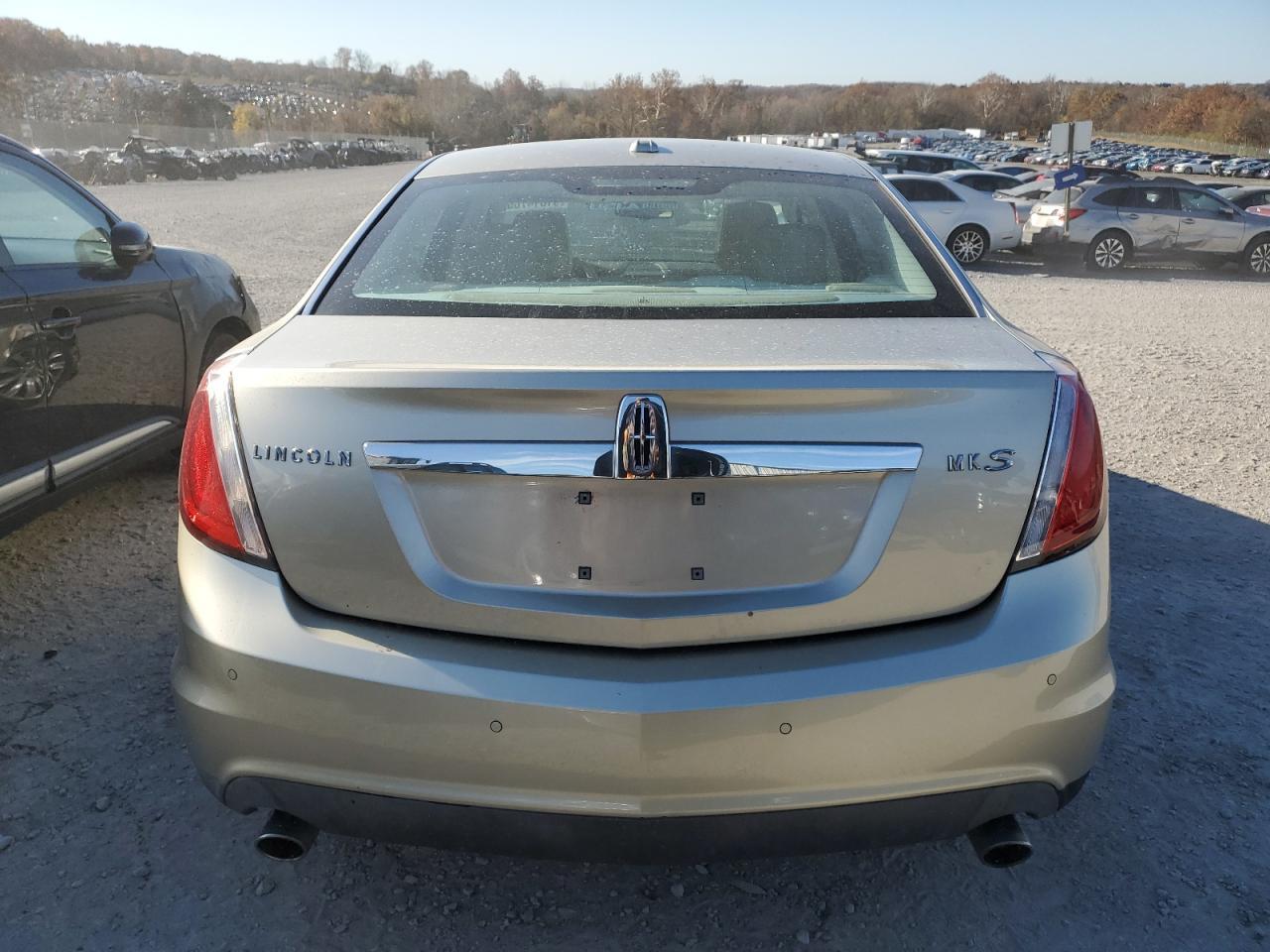 2010 LINCOLN MKS