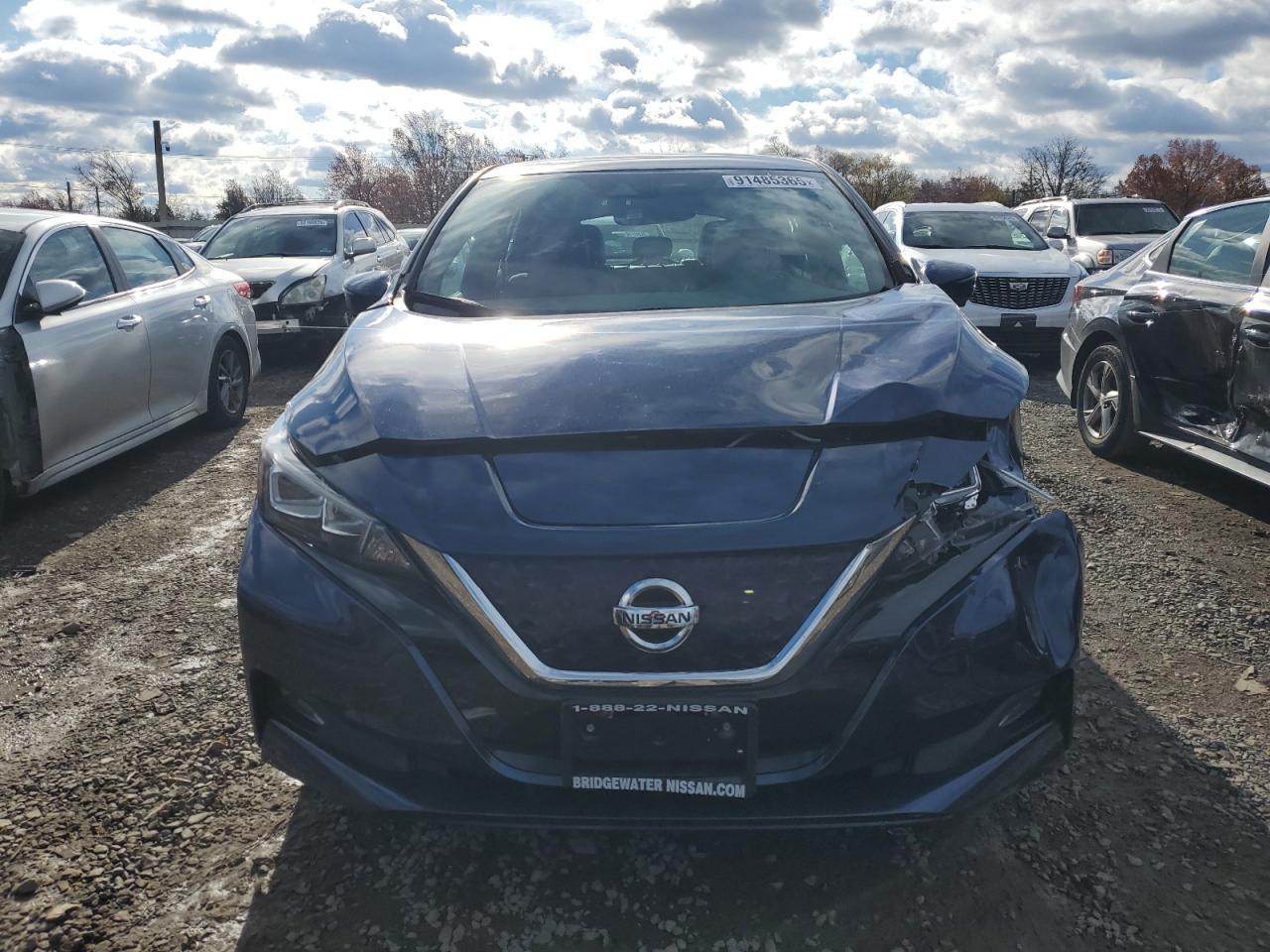 2021 NISSAN LEAF