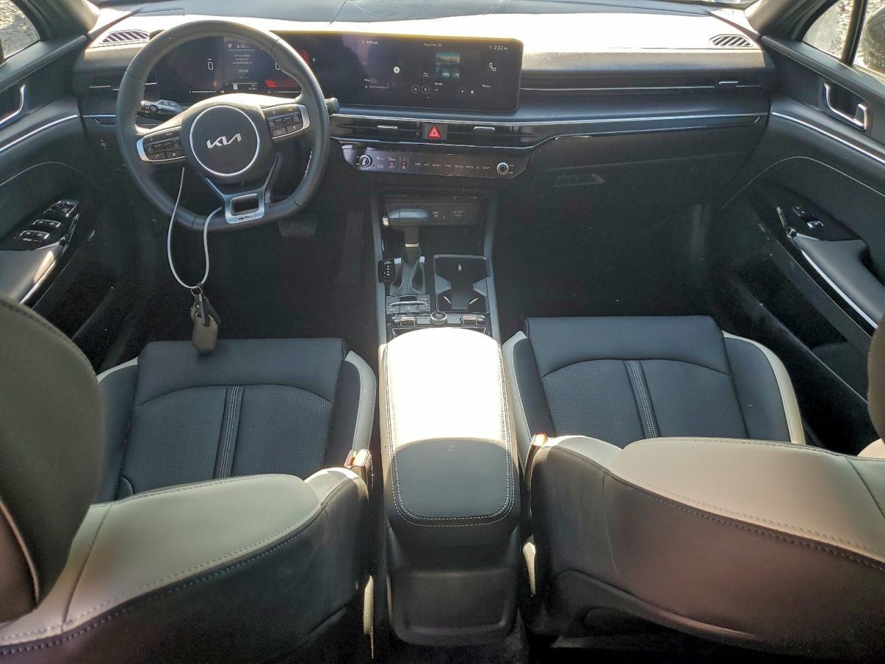 2025 KIA K5
