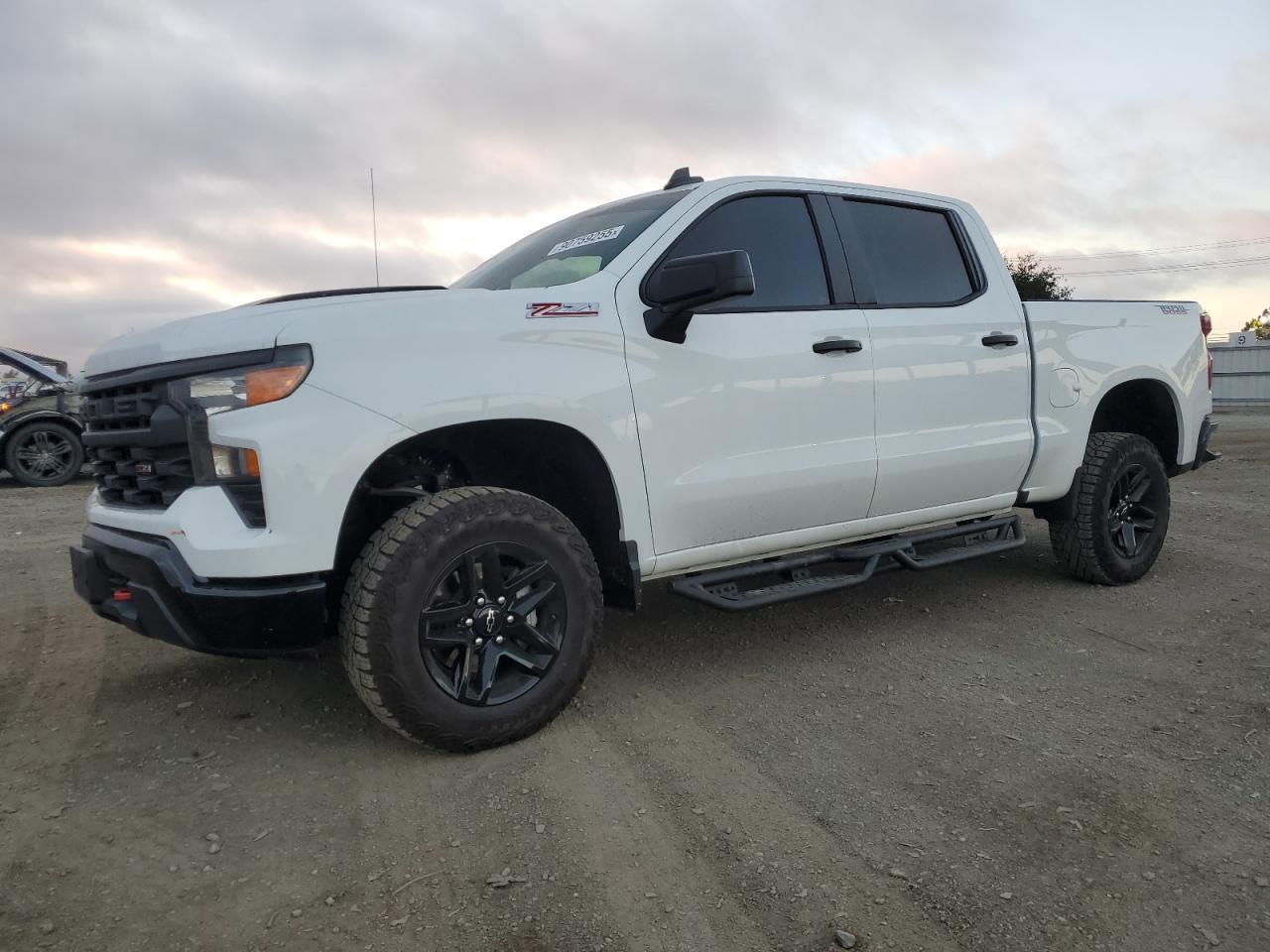 2025 CHEVROLET Silverado