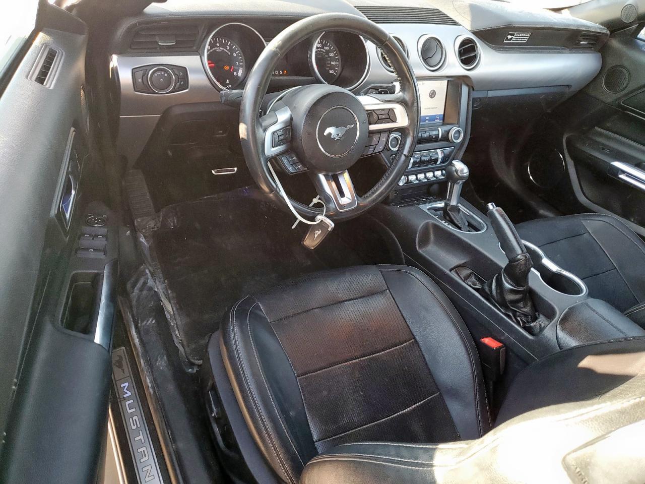 2020 FORD MUSTANG