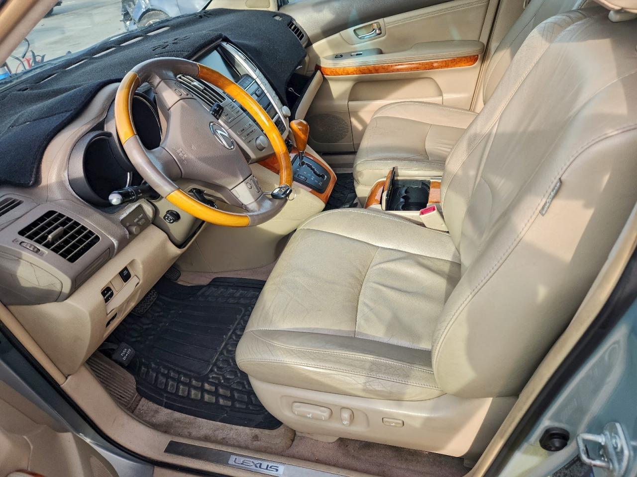 2005 LEXUS Rx 330