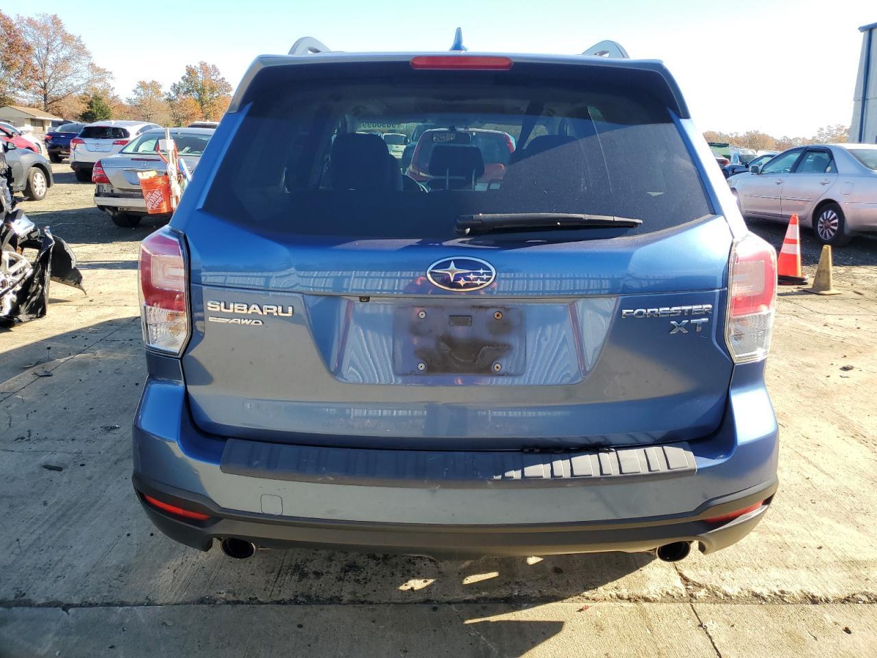 2017 SUBARU FORESTER
