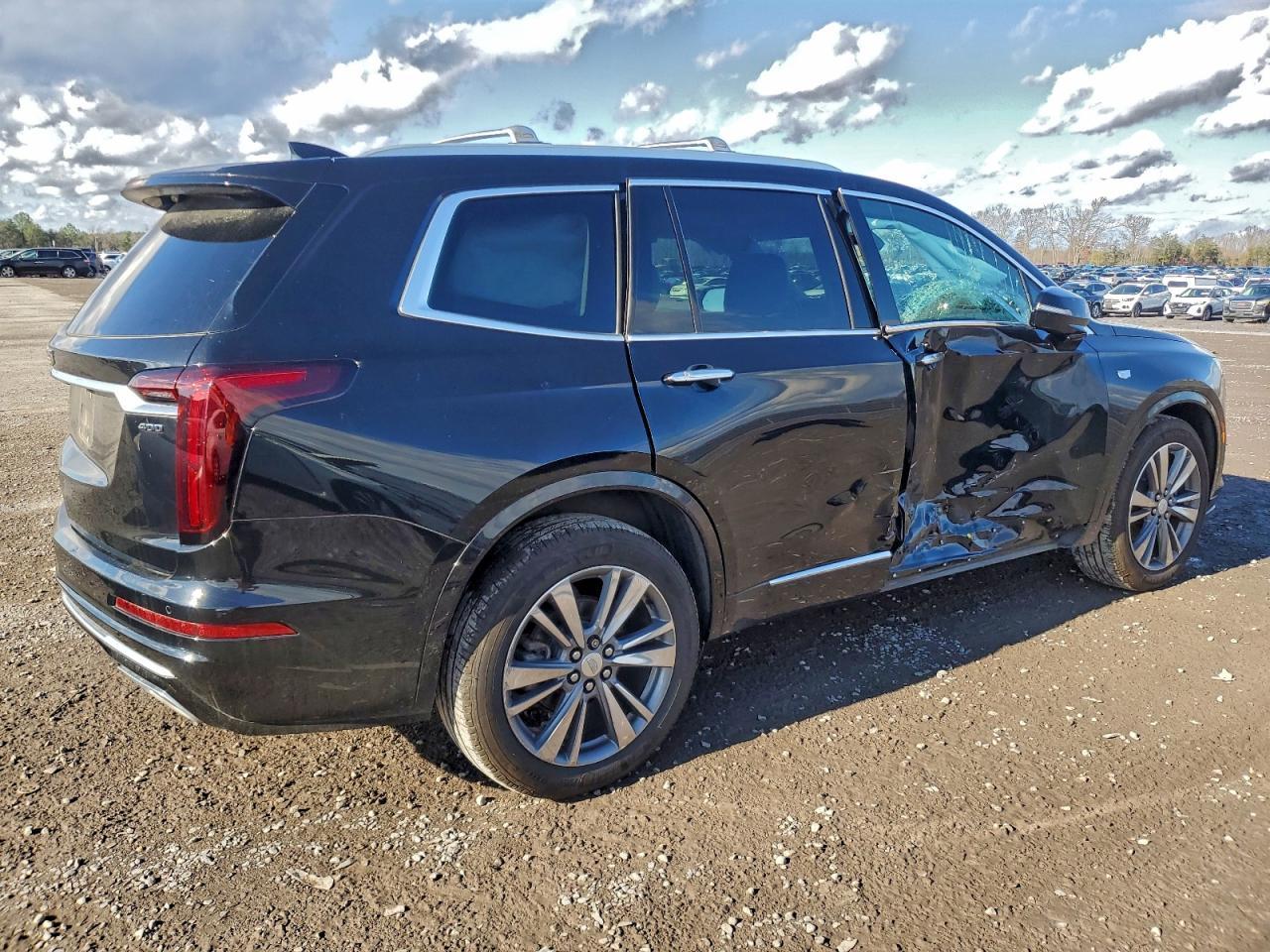 2020 CADILLAC XT6