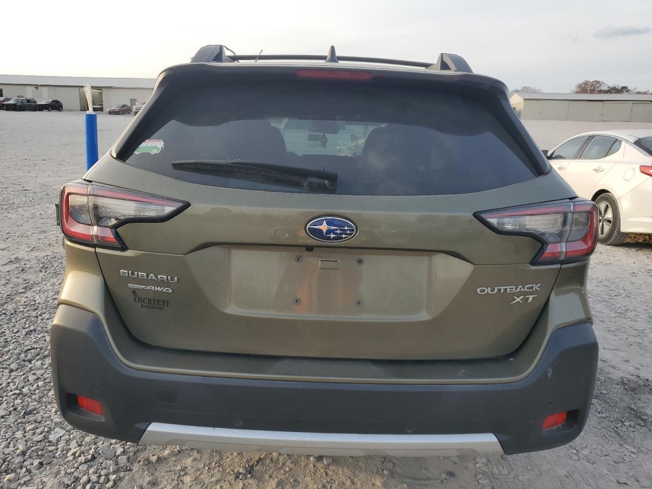 2023 SUBARU Outback