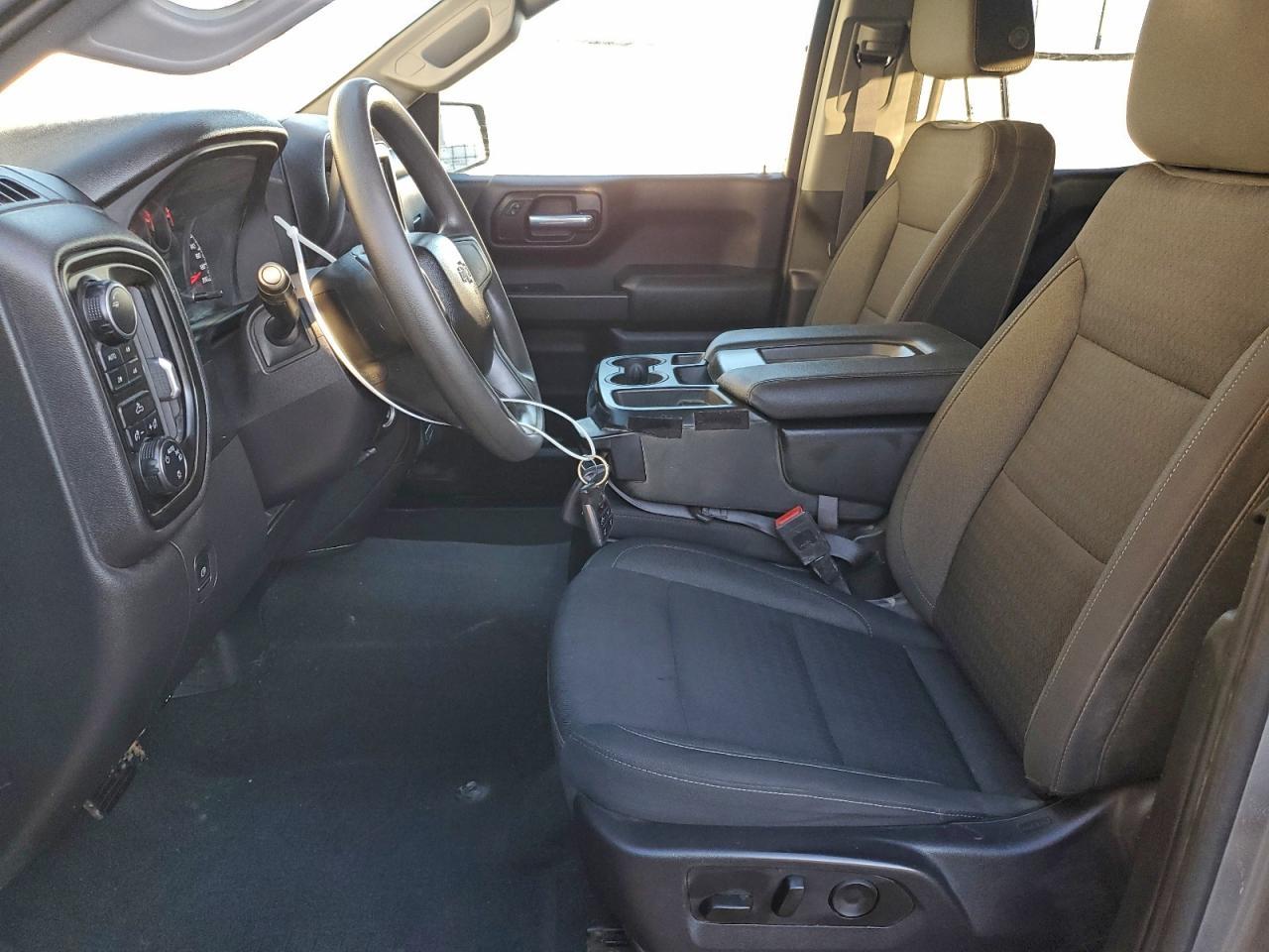 2023 CHEVROLET Silverado