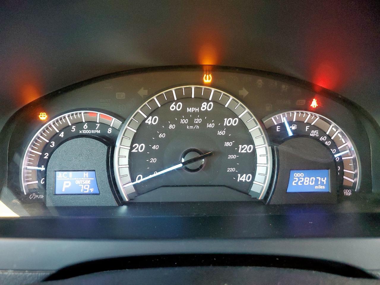 2014 TOYOTA CAMRY